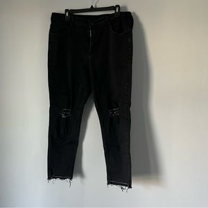SHEIN Black distressed knee and ankle skinny jeans size 1xl